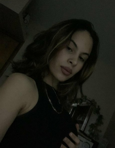 Theesolequeen star nude image