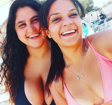 Coral Hagag high quality star picture