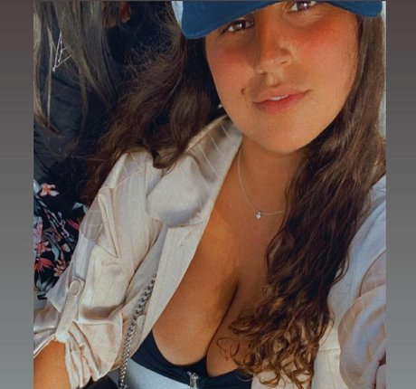 Coral Hagag pretty actress pic