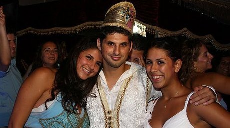 Coral Hagag art actress gallery