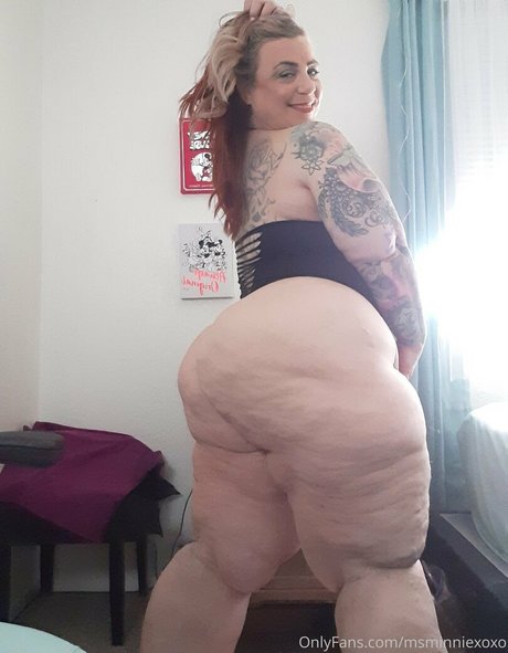 msminniexoxo model exclusive pictures