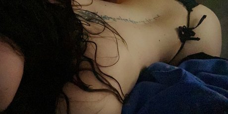 sassylipss exclusive pornstar pics