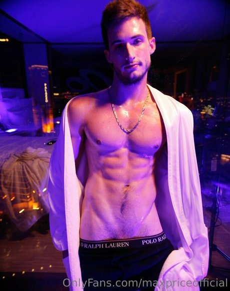 smile onlyfans sexy images