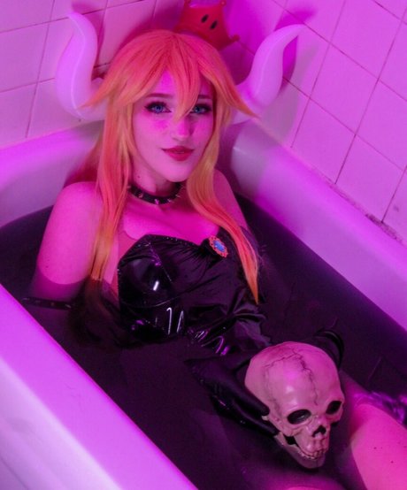 Annas cosplay model free photos