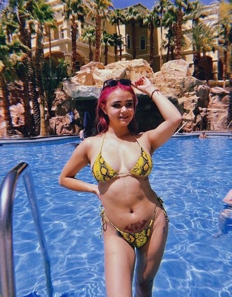 BassKitten nice actress picture