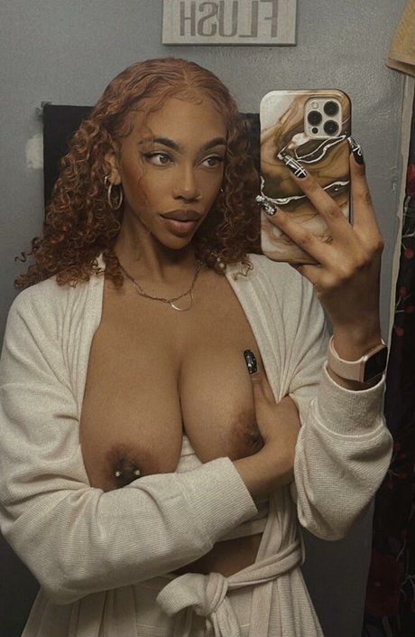 Sydney Celeste hot actress pics