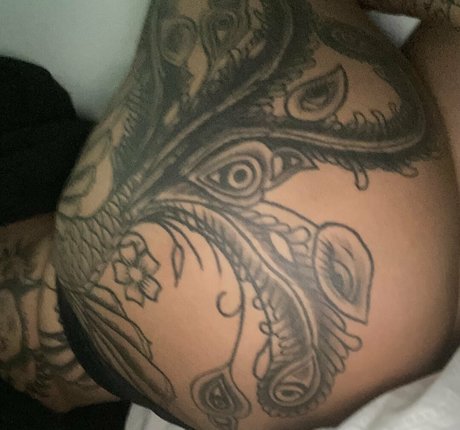 adultekra exclusive pornstar img