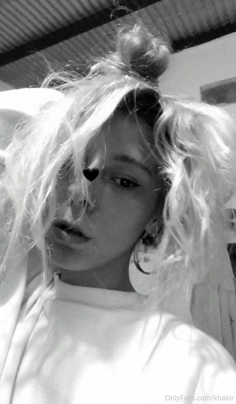 skinny asian onlyfans pretty photo