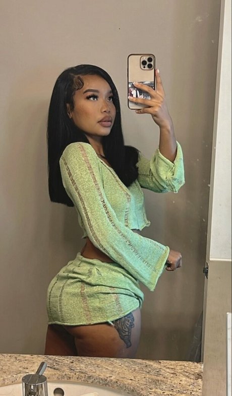 mikaadenise star pornographic pic