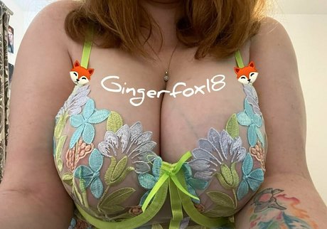 gingerfox18 star porn picture