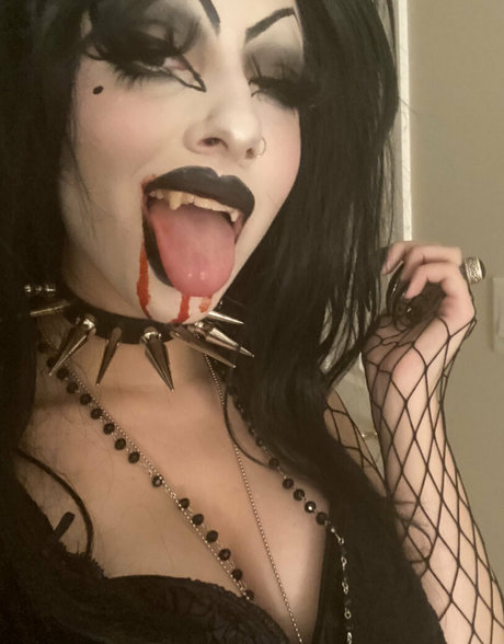 mamiehades erotic model images