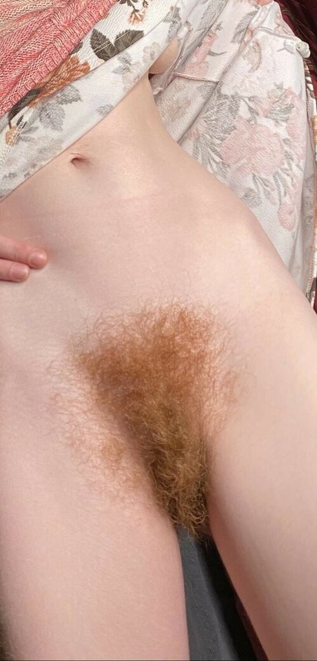 peachfuzzpositivity adult star pic