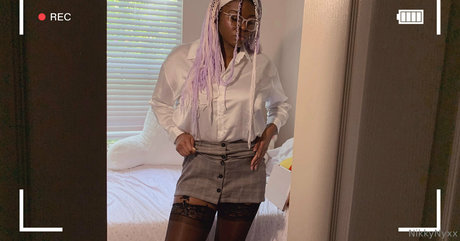 nikkynyxx adult actress pics