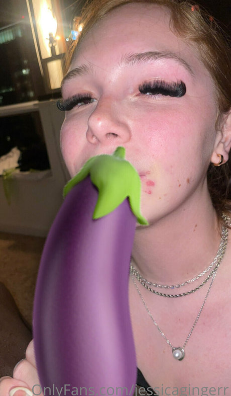 jessicagingerr pornstar sexy picture