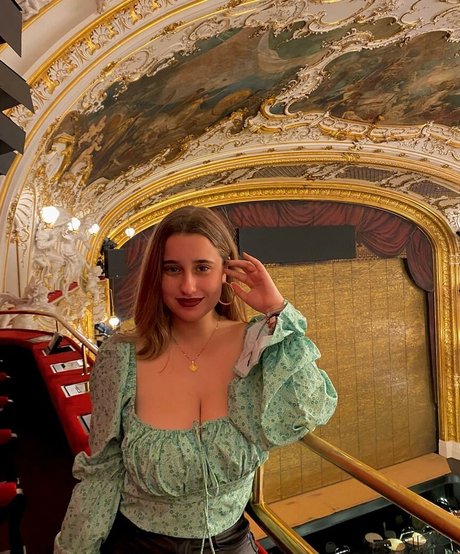 Julia Gomez free model gallery