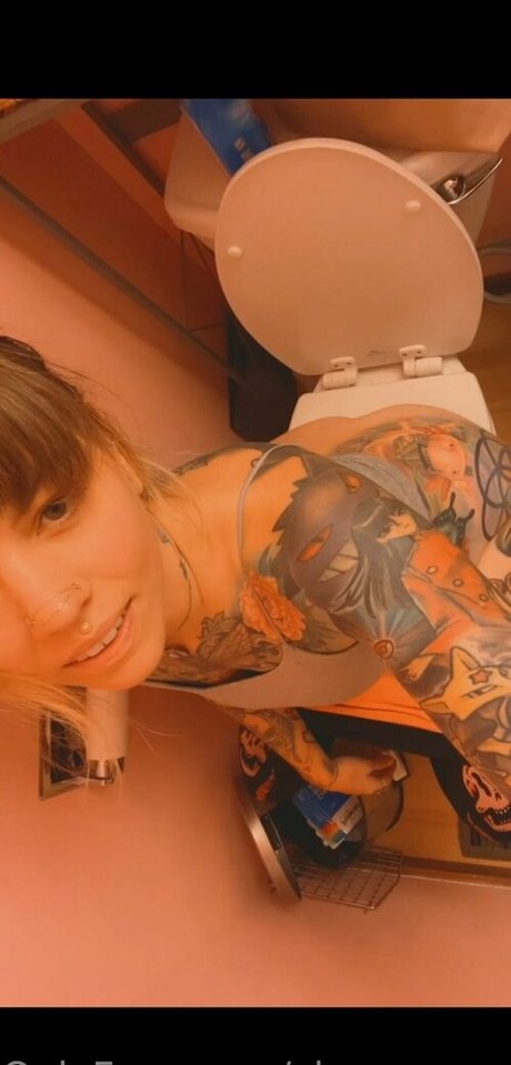 classyngassyfree hot star photo