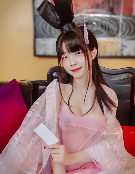 famous nude onlyfans beautiful naked pictures