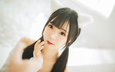 hattiecos pretty pornstar photos