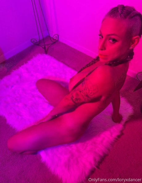 lorylace art star pics