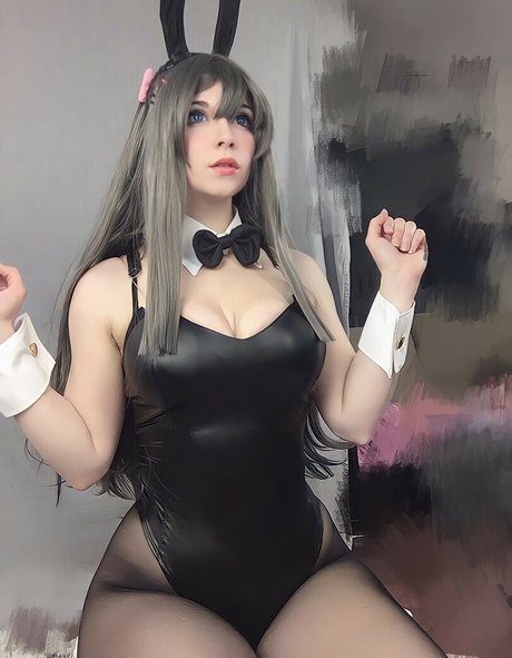 lady pizza hug model high quality images