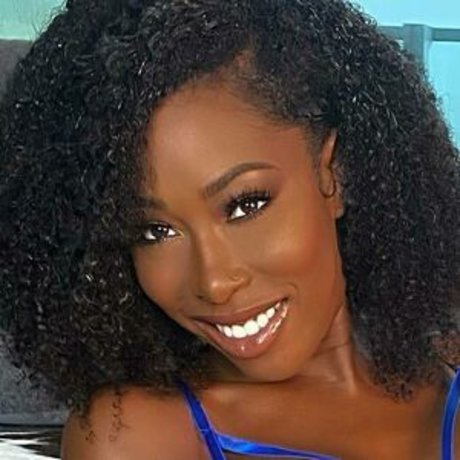 JordanneDeveaux exclusive model images