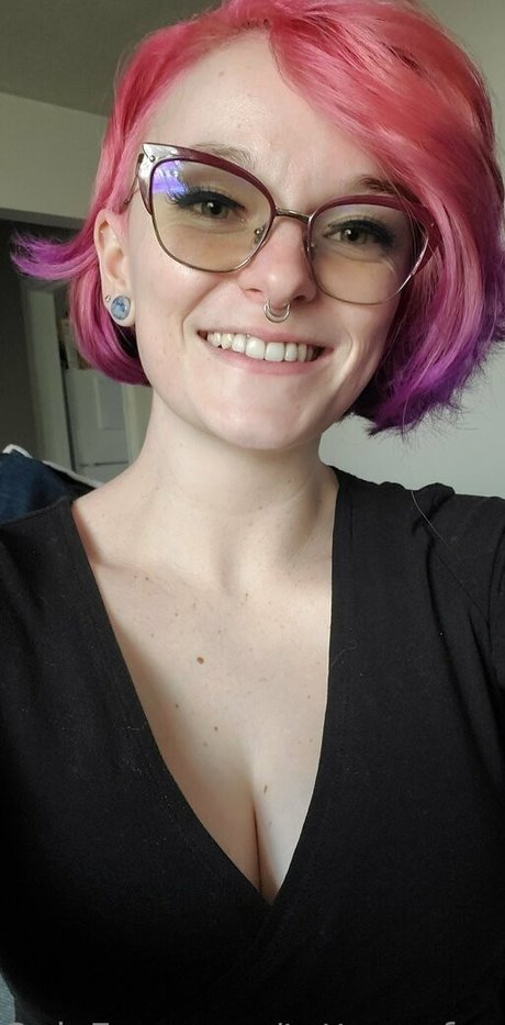 tatteasefree nudes star image