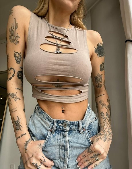 sara__mascara star xxx gallery