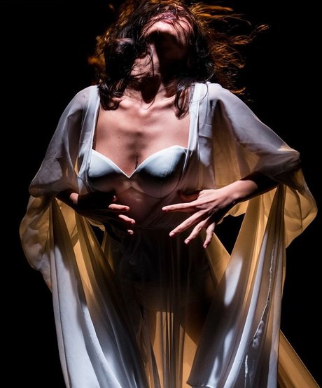 Asli Sevi pornstar art picture