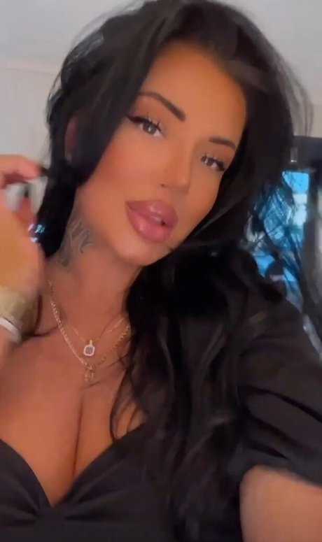 bikini ginger onlyfans xxx images