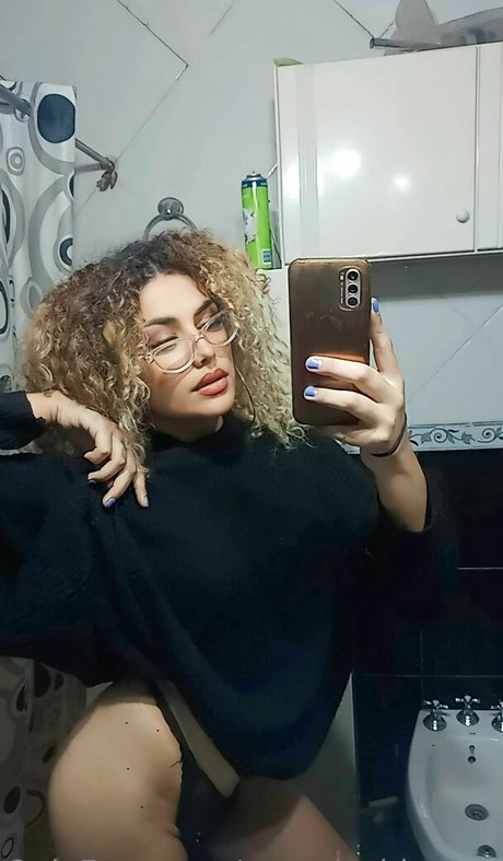 sexxyreddemon nude star picture