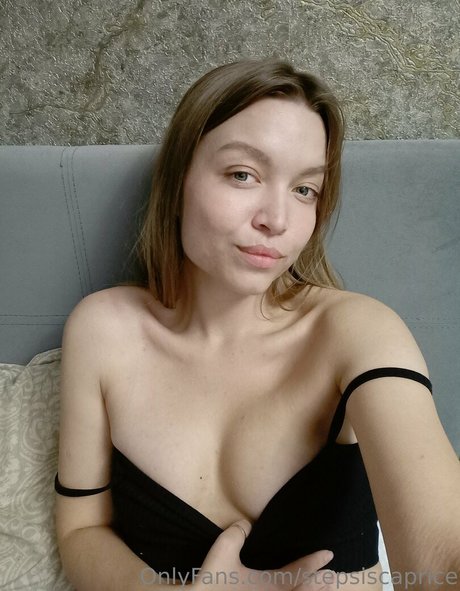 roxanne moore model hd photo