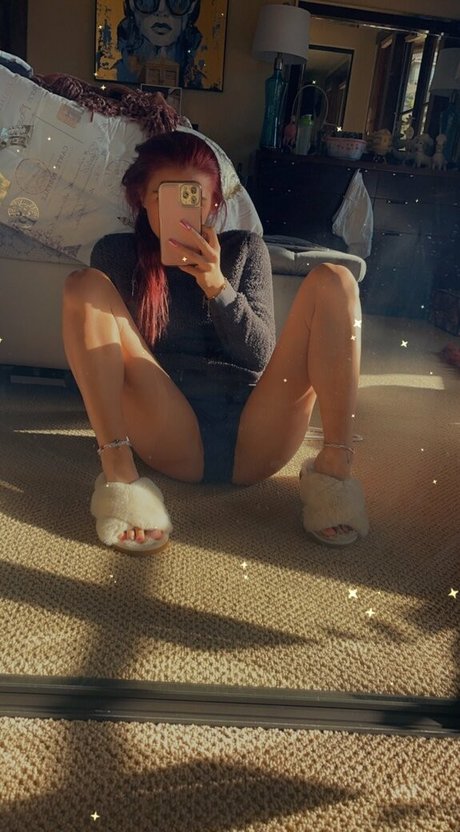 preciouscargoofficial model hd image