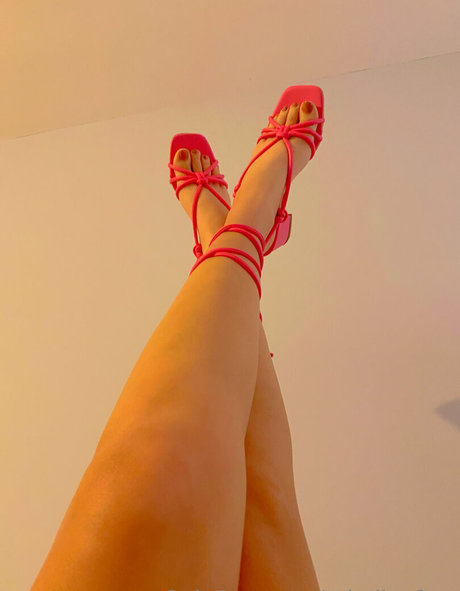 athelinafree hd pornstar pic