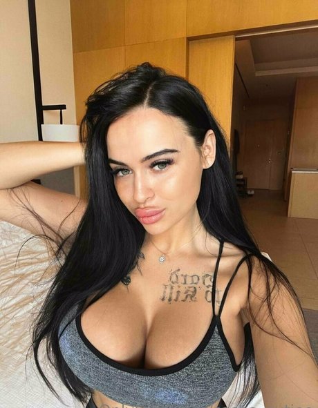 sasha cutiee hd model picture