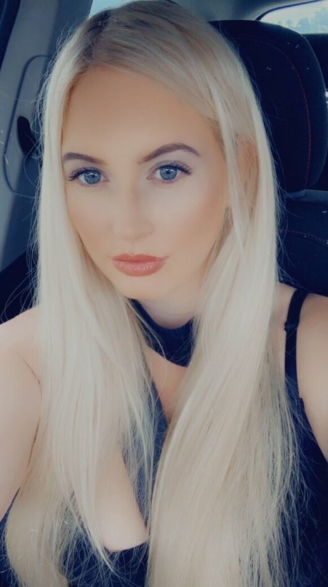 Kinkerbells1 nice model photo