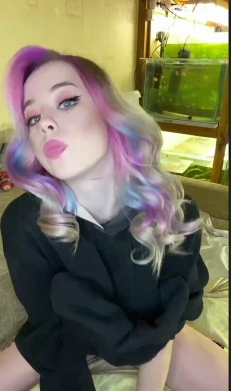 hot blonda star nude picture