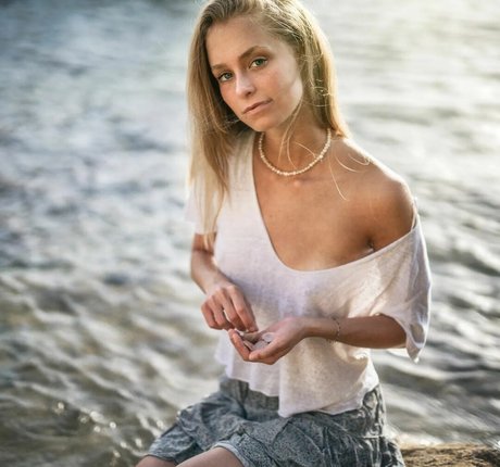 elabarkay pornstar sex img