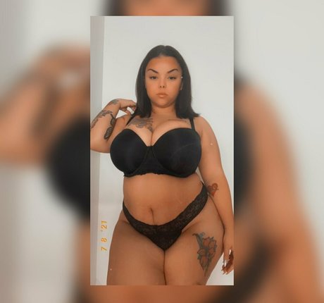 cubanaredd21 top model gallery