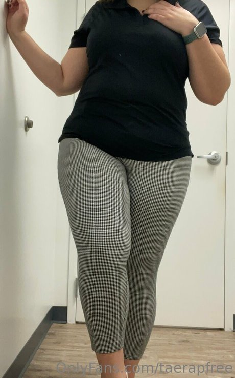 tiny asian onlyfans erotic photos