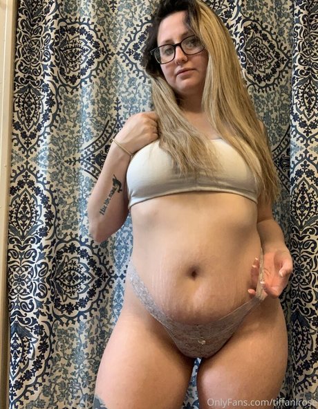 tiffanirose model nudes gallery