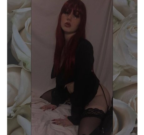 divinityvaeh model high quality pic