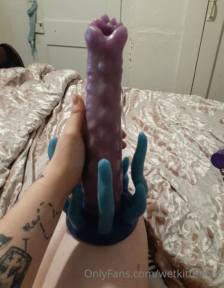 wetkitten666 porn model photos