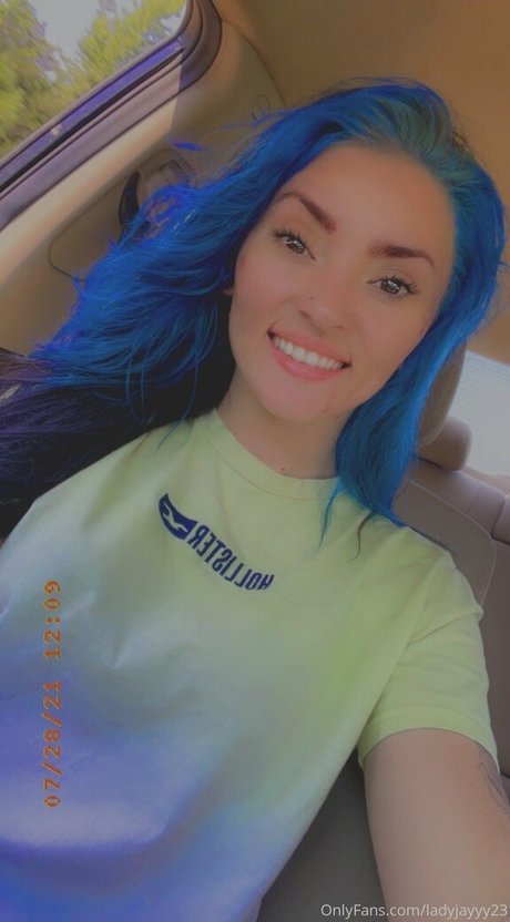 ladyjayyy23 art star image