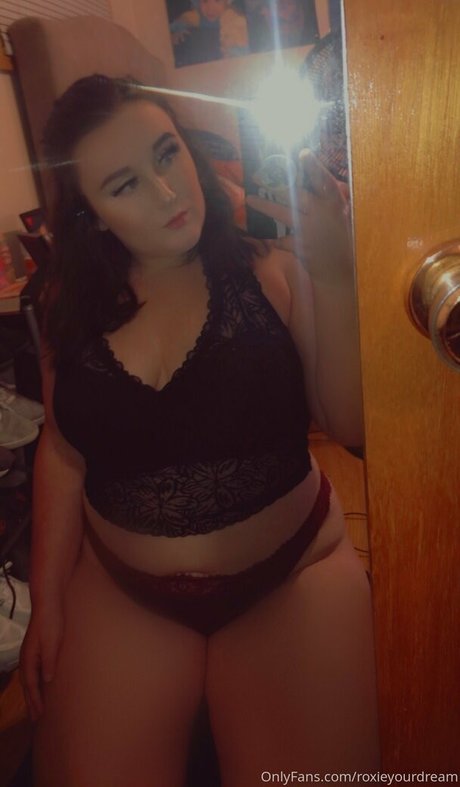 roxieyourdream sex model photos