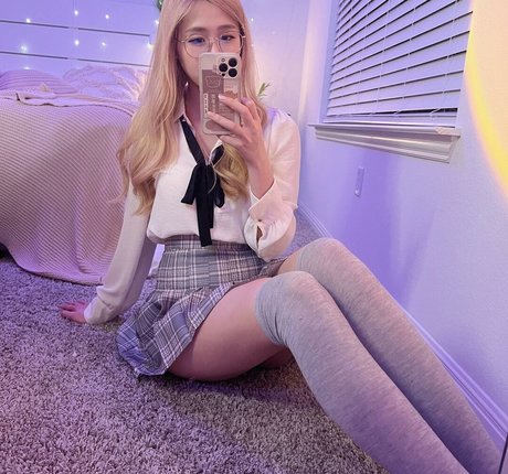 Yougelly nudes pornstar images