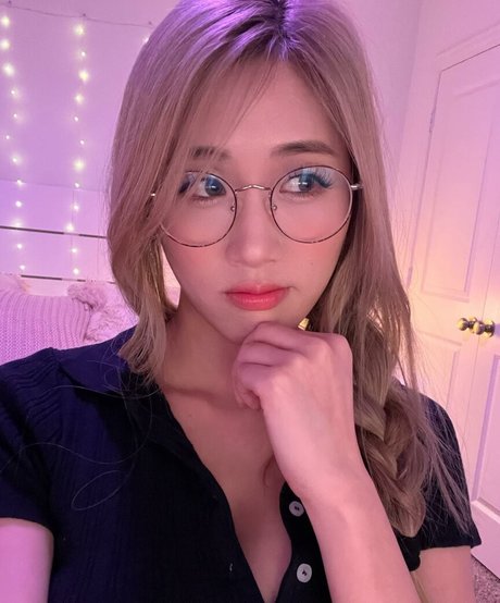 Yougelly sex pornstar pic