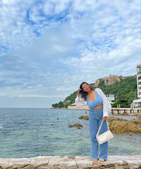 hairy teen pussy onlyfans free xxx photo