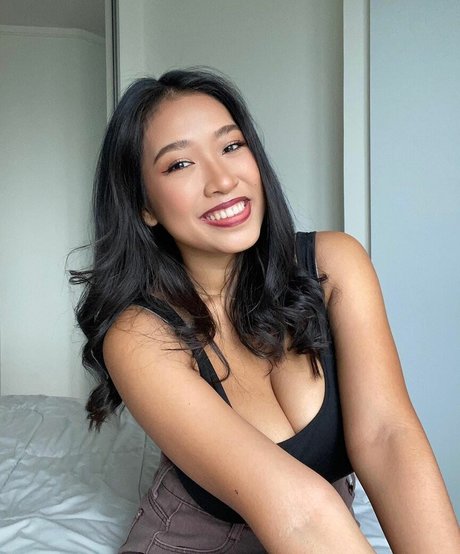 nude asian onlyfans free images