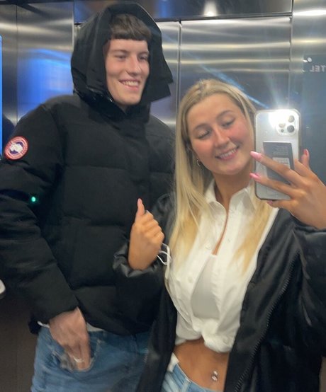 Laura Brophy high quality model img