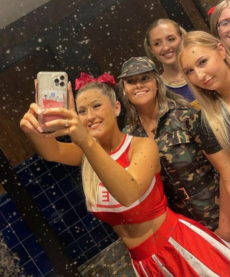 Laura Brophy star beautiful galleries